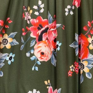 Dresses - 3/4 sleeve floral maxi dress Dresses - 3/4 sleeve floral maxi dress